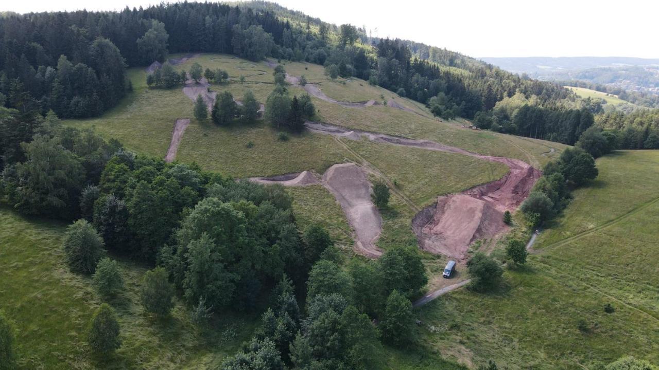 Pokoje Goscinne Art- Dworek Kudowa Zdroj Exterior photo